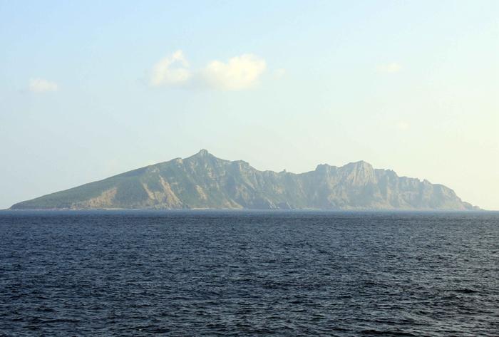 Chinese Coast Guard expels Japanese vessel from waters off Diaoyu Islands